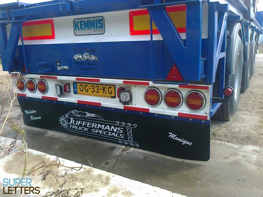 naamstickers | Spatlap vrachtwagen