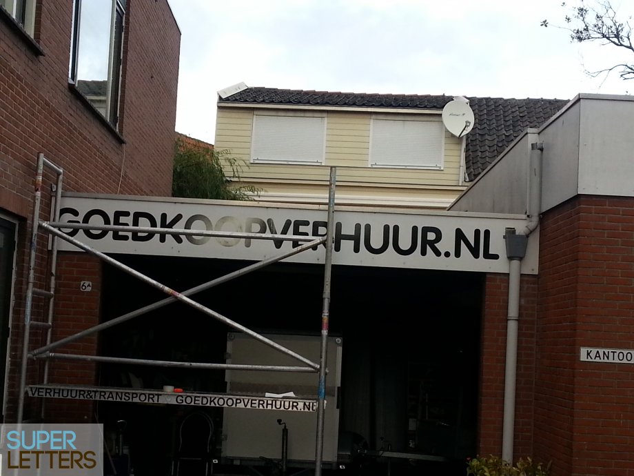 bestickering | Goedkoopverhuur Zaandam naamstickers | Goedkoopverhuur Zaandam