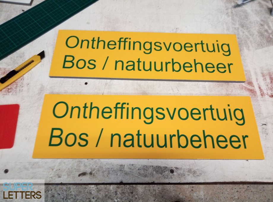 bestickering | Belettering naamstickers | Belettering